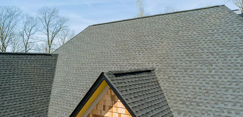 Replacing Vinyl Siding With Cedar Shingles in Kenosha