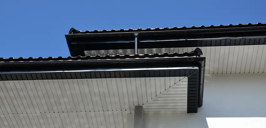 Roof Overhang Repair in Kenosha