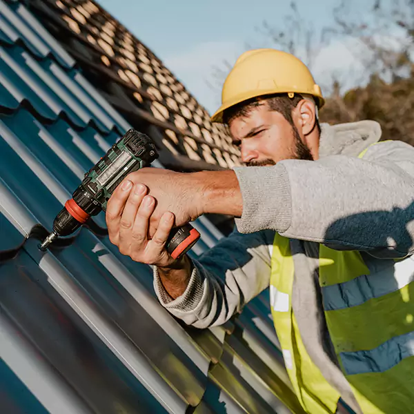 Why Kenosha Homeowners Choose Kenosha Roofing Services for Steel Roof Repair Service?